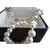 Autre Marque Collier de perles tres bon etat avec bijoux  a la fermeture Blanc  ref.62259