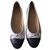 Chanel Sapatilhas de ballet Preto Branco Pele de cordeiro  ref.140353