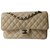 Timeless Chanel Bolso mediano con solapa clásico forrado Beige Cuero  ref.150993