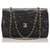 Timeless Chanel bolso de hombro con solapa forrado en piel de cordero negro Cuero  ref.176758