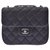 Pochette Chanel porté épaule Cuir Noir  ref.231143
