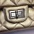 Chanel 2.55 Ristampa pelle dorata metallizzata ossidata D'oro - vista 12