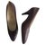 Chanel Impresionantes zapatos de salón Cuero  ref.299546