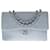 Schöne Chanel Timeless Tasche aus himmelblauem Steppjersey, Garniture en métal argenté Hellblau Baumwolle  ref.362698
