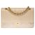 Superba borsa Chanel Timeless Medium con patta foderata in pelle di agnello trapuntata beige, garniture en métal doré  ref.376431