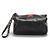 Clutch Givenchy Pandora Star Wristlet en piel de cordero negra