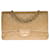 Superba borsa Chanel Timeless / Classique con patta foderata in pelle di agnello trapuntata beige, garniture en métal doré  ref.440056