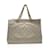 Chanel Bolsa de compras grande vintage de couro acolchoado bege GST 1997  ref.456391