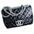 Chanel Bolsa transversal preta atemporal com aba Preto Cinza Couro  ref.510416