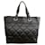 Trendy CC Bolso shopping Chanel Negro Cuero  ref.542073