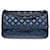 Splendida e rara borsa a mano Chanel 2.55 modello piccolo in pelle trapuntata blu metallizzato cangiante, finiture in metallo nero rutenio  ref.576345