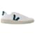 Veja Urca Sneakers aus weißem Leder Mehrfarben  ref.613237