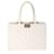 Boy Chanel Große Jungen-Einkaufstasche in Creme Weiß Leder  ref.614578