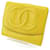 Chanel carteiras Amarelo Bezerro-como bezerro  ref.616340