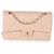 Bolso con solapa con forro clásico mediano de piel de cordero acolchada en beige de Chanel Carne Cuero  ref.632629