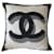 Chanel Grand oreiller carré CC en laine et cachemire beige noir Multicolore  ref.669309