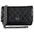 Timeless Chanel WOC Wallet an Kette aus schwarzem Lammleder mit goldener Hardware Lammfell  ref.673788