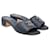Chanel Sandalias de piel acolchada con cadena CC Negro Cuero  ref.681557