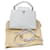 Bolso Capucines BB Louis Vuitton cuero granulado blanco  ref.770674