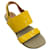 Dries van Noten Gelbe flache Sandalen aus Lackleder mit Krokodilprägung Exotisches Leder  ref.937734