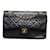 Chanel Bolsa com aba média clássica forrada Preto Couro  ref.969371