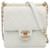 Bolso con solapa de perlas pequeñas y elegantes blancas de Chanel Blanco Cuero Becerro  ref.1103364