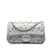 Chanel Bolsa com aba de couro cravejado CC Chevron Prata  ref.1114531