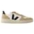 V-10 Sneakers - Veja - Leder - White Sahara Weiß  ref.1124715