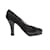Zapatos de tacón con punta en punta de ante acolchado Chanel negro Talla 38 Cuero  ref.1136915