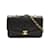 Chanel Bolsa transversal com aba Diana Preto Couro  ref.1176029