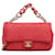 Chanel piccola pelle di agnello rossa elegante catena con patta singola Rosso  ref.1182891