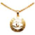 Collier pendentif rond Chanel CC doré Or jaune  ref.1197484