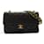 Chanel Bolsa pequena clássica com aba forrada Preto Couro Pele de cordeiro  ref.1213978