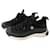 Zapatillas deportivas clásicas Chanel Low Top Trainer con logo CC. Negro Cuero  ref.1214140