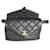 Timeless Bolsa Chanel preta acolchoada em couro de bezerro com aba chique Preto  ref.1216732