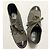 Stivali da combattimento Chanel in scamosciato grigio con logo CC Silver hardware - vista 17