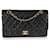 Timeless Bolsa Chanel Black Acolchoada Pele de Cordeiro Médio Clássico Forrado com Flap Preto Couro  ref.1221054