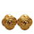 Chanel Orecchini a clip con trifoglio arabesco CC D'oro Metallo  ref.1228713