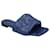 Bottega Veneta Sandale plate Lido Cuir Bleu Bleu Marine  ref.1237142