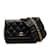Wallet On Chain Bolso bandolera Chanel Romance de piel de cordero con cadena y cartera negra Negro Cuero  ref.1239005