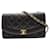Chanel Bolsa transversal com aba Diana Couro  ref.1280495