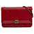 Portefeuille rouge Chanel Boy en cuir d'agneau sur sac à bandoulière chaîne  ref.1283567