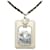 Weiße Chanel-Halskette mit Anhänger aus Kunstharz mit Kristallverzierung für Kartenetui  Leder  ref.1296157