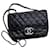 Chanel Bolso cruzado con solapa Negro Cuero  ref.1301175