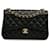Bolsa de ombro com aba preta Chanel Jumbo Classic com forro de pele de cordeiro Preto Couro  ref.1306406