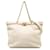 Weiße Chanel-Einkaufstasche aus gestepptem Kalbsleder mit CC-Verschluss und Kette  ref.1313451