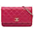 Wallet On Chain Chanel – Geldbörse mit Kette aus rosafarbenem Lammleder mit Perlenverzierung Pink  ref.1351934