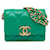 Chanel Grüne CC Clutch aus gestepptem Lammleder mit Kette  ref.1363803