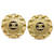 Pendientes de clip Chanel Gold CC Dorado Metal Chapado en oro  ref.1371901