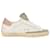 Sneakers Golden Goose Super-Star con stella glitterata nera e linguetta rosa sul tallone in pelle bianca Bianco Crudo Di gomma  ref.1381368
